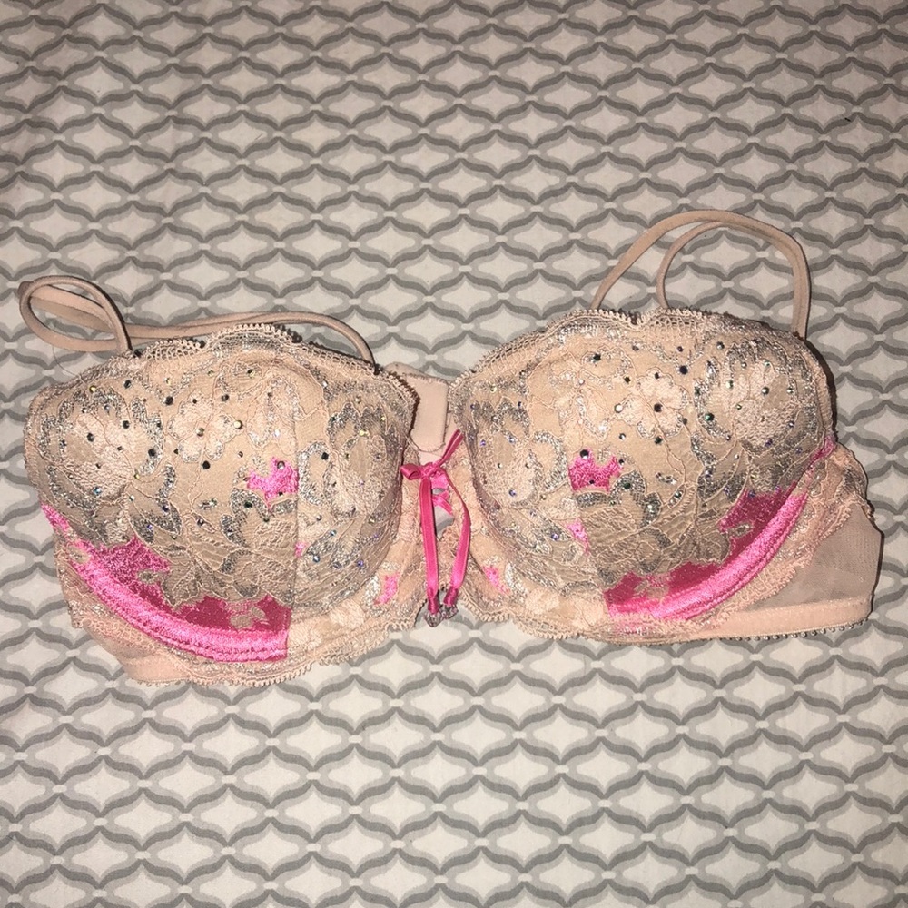 Victoria’s Secret Bra